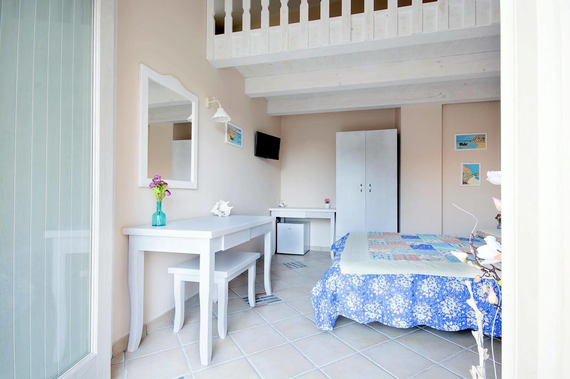 Residenza A Due Passi Dal Mare Hotel Tropea Exterior photo
